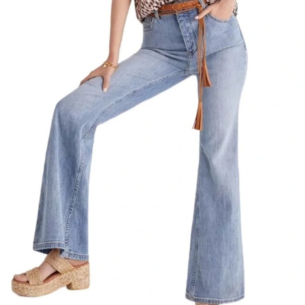 Anthropologie Pilcro High Rise Trouser Bootcut Jeans Button Fly Flare Leg Blue - Picture 3 of 13